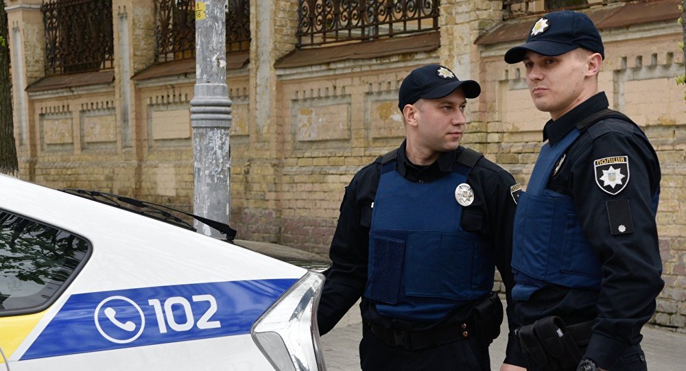 Ukrayna polisi Azərbaycanın rəsmi nümayəndəliyini mühafizəyə alır