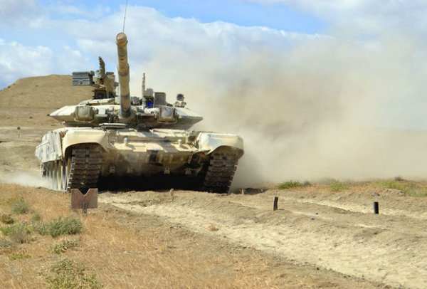 Azərbaycan ordusu ən yaxşı tankçılarını seçir - FOTOLAR