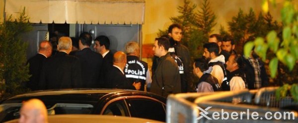 Türkiyə polisi Səudiyyə Ərəbistanının konsulluğuna daxil oldu - FOTO