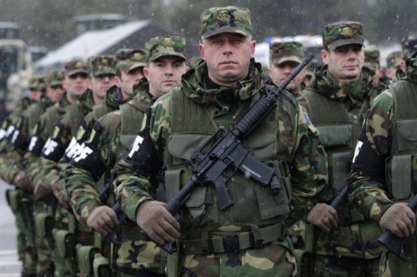 Parlament qərar verdi: Kosova ordu yaradır