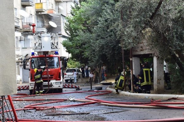 Kafe yandı - üç nəfər tüstüdən boğularaq öldü