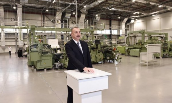 Prezident Sumqayıtda fabrikin açılışını etdi - FOTOLAR