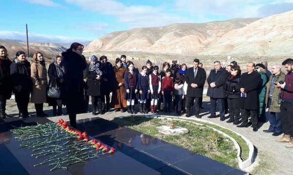 Xızı rayonunda Mikayıl Müşfiqin xatirəsi anılıb - FOTPOLAR
