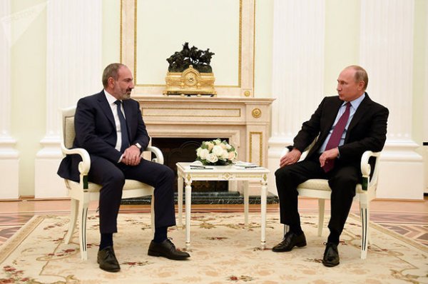 Paşinyan Putinə Vyana görüşü ilə bağlı hesabat verdi