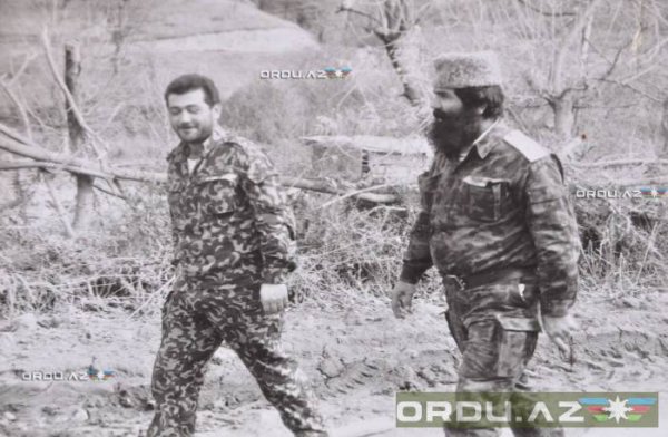 Qazaxlı Alik: “Başıma pul qoyan erməni generalını elə başından vurmaq nəsibim oldu” (MÜSAHİBƏ+FOTOLAR)