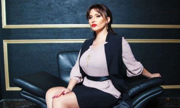 Azərbaycanlı aktrisa açıq-saçıq video paylaşdı, şərhləri bağladı — VİDEO