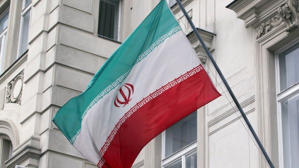 Səfirlik: İran Ermənistanla hərbi sahədə əməkdaşlıq etmir