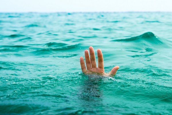 Sumqayıtda 20 yaşlı gənc dənizdə boğuldu
