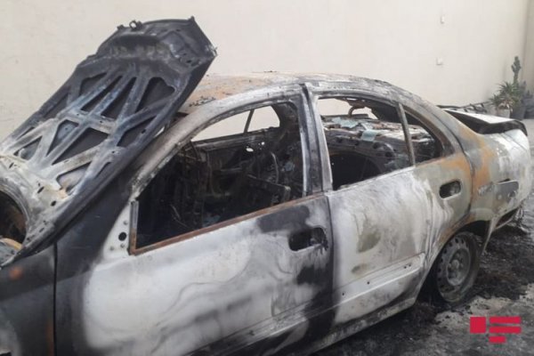 Sumqayıt yolunda avtomobil yandı