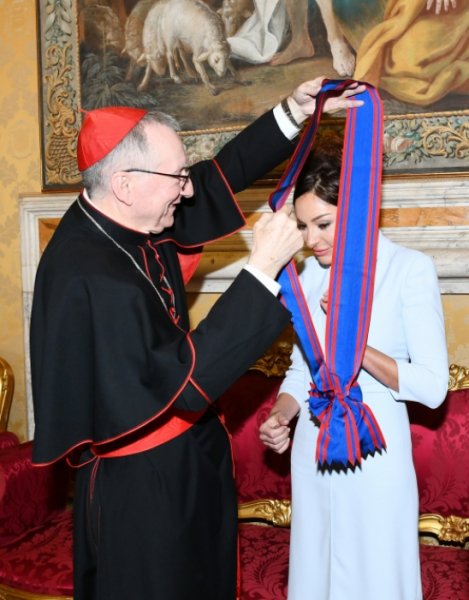 Mehriban Əliyeva Vatikanda Papa Cəngavər Ordeninə layiq görülüb