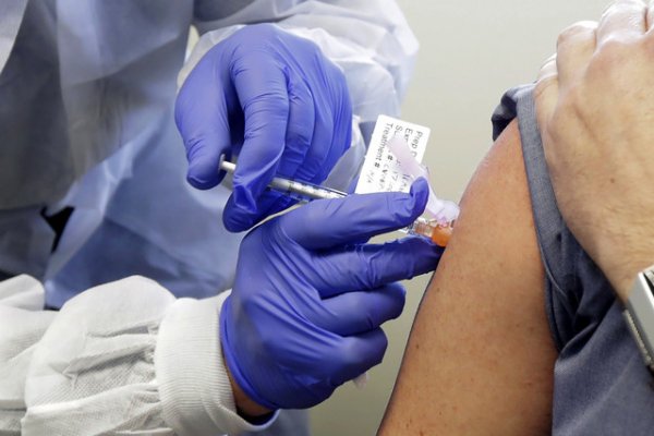 Almaniyada koronavirus vaksinin ilk sınağına icazə verildi