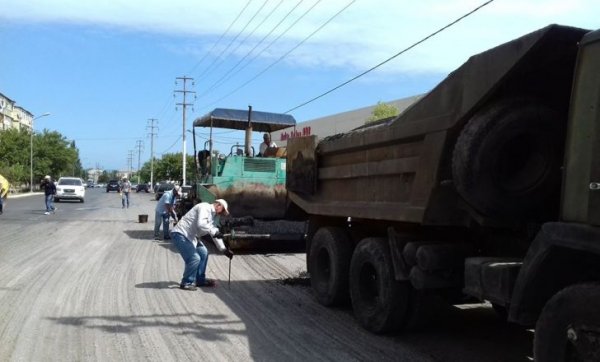 Sumqayıtda Kamal Axundov küçəsi asfaltlandı – VİDEO