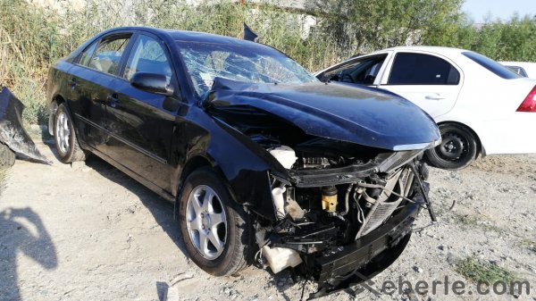 Sumqayıtda "Mercedes” və “Hyundai” toqquşdu - yaralılar var (VİDEO + FOTO)