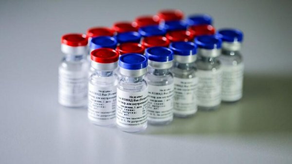 Rusiyada koronavirusa qarşı peyvəndləmə başlanır