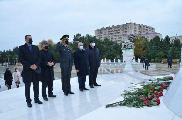 Ümummilli lider Heydər Əliyev Sumqayıtda anıldı – FOTOLAR