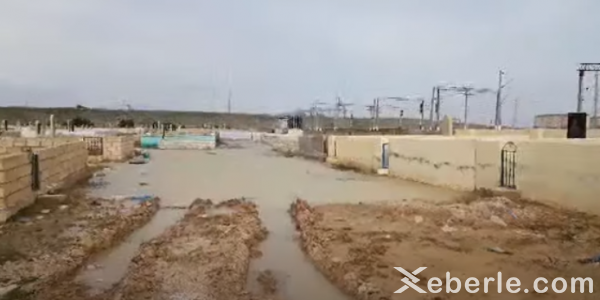 Sumqayıtda qəbiristanlığı su basdı - VİDEO
