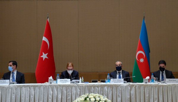 Azərbaycanla Türkiyə arasında daha bir sənəd imzalandı
