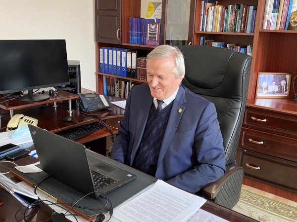 Qüdsi Osmanov Moldova Elmlər Akademiyasının prezidenti ilə görüşüb -FOTO