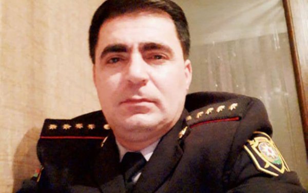 Özünü polis kimi təqdim edən  Sumqayıt sakini saxlanıldı - VİDEO