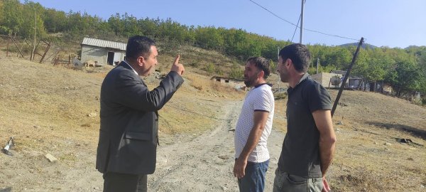 Deputat Müşfiq Məmmədli Xızının kəndlərində sakinlərlə görüşüb - FOTO