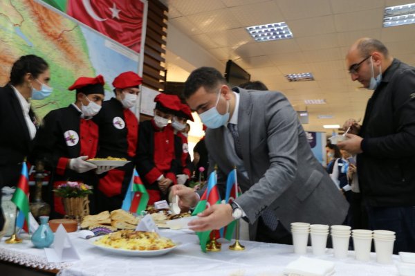 Sumqayıtda “Zəfər  Gününə Qarabağ  Mətbəxti İlə“  sərgisi - FOTOLAR