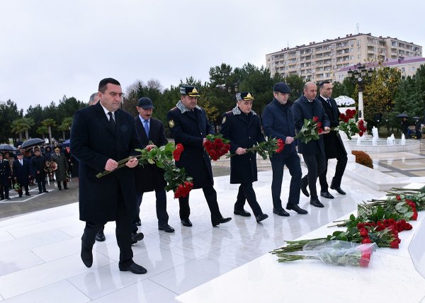 Ümummilli lider Heydər Əliyev Sumqayıtda anıldı – FOTOLAR