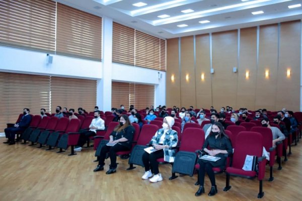 Sumqayıtda gəncləri dini radikalizm və narkomaniyanın zərərli təsirlərindən qorumağın yolları müzakirə edilib -FOTO