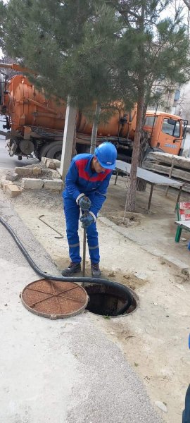 Sumqayıtda kanalizasiya quyularının  təmizlənməsi prosesi davam edir -FOTOLAR
