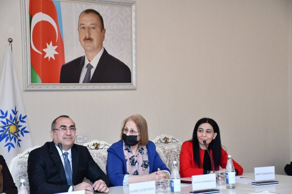 Sumqayıtda “Gender siyasətinin təşviqi-milli prioritetlər” mövzusunda tədbir keçirilib - FOTO