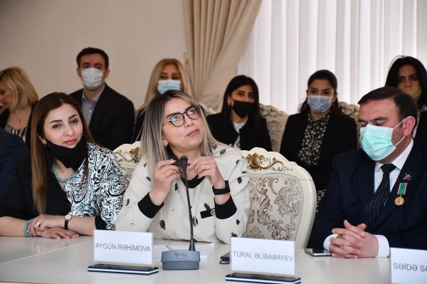 Sumqayıtda “Gender siyasətinin təşviqi-milli prioritetlər” mövzusunda tədbir keçirilib - FOTO