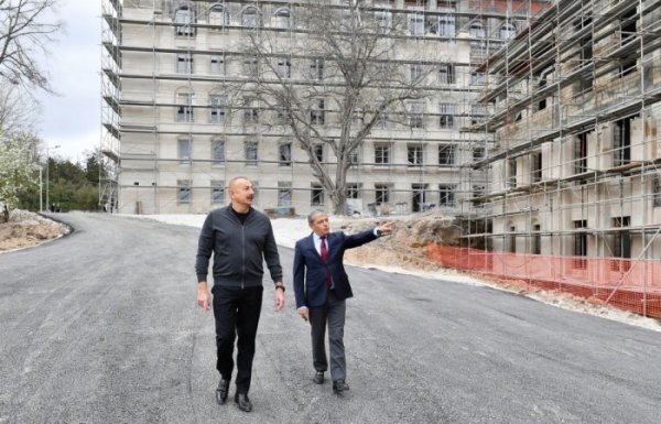 Prezident Şuşada tikinti işləri ilə tanış oldu-Foto