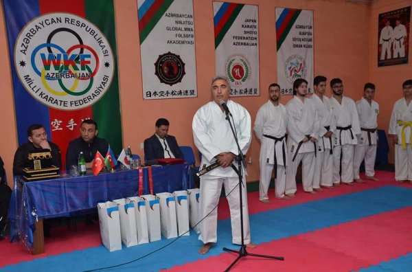 Milli Karate Federasiyasının prezidenti Yaşar Bəşirov Sumqayıtda karateçilərlə görüş keçirib -FOTOLAR