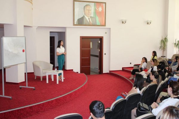 Sumqayıtda “Gələcək nəsilin həyatındakı rolumuz” adlı seminar keçirilib - FOTO