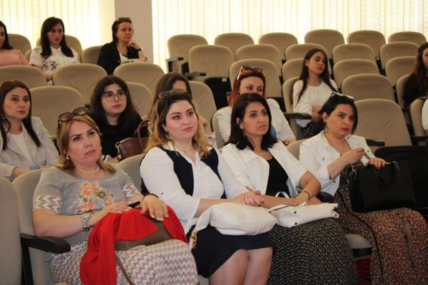 Sumqayıtda “Gələcək nəsilin həyatındakı rolumuz” adlı seminar keçirilib - FOTO