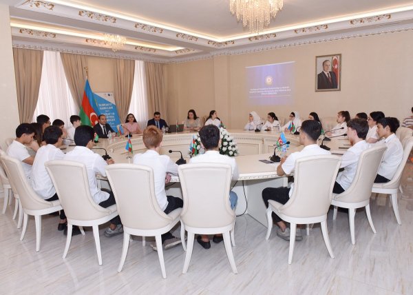 Sumqayıtda "Narkotiklər haqqında həqiqətlər" adlı maarifləndirici konfrans keçirilib - FOTO