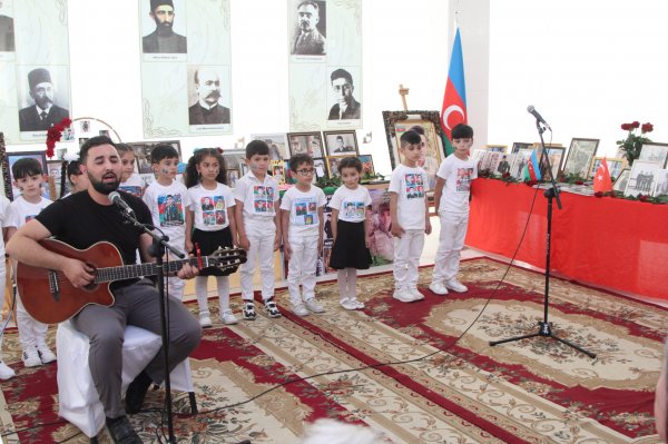 Sumqayıtda “Vətən ocaqdırsa, şəhidlər oddur” adlı ədəbi-bədii gecə təşkil edilib - FOTOLAR