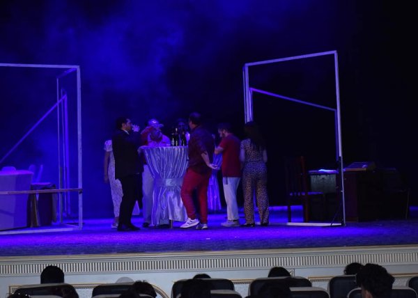 Sumqayıtda “Narkoman” adlı teatr tamaşası nümayiş olundu - FOTO