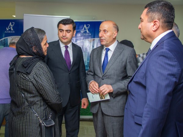 Sumqayıtda işsizlərə  400 vakansiya  təqdim olundu - FOTOLAR