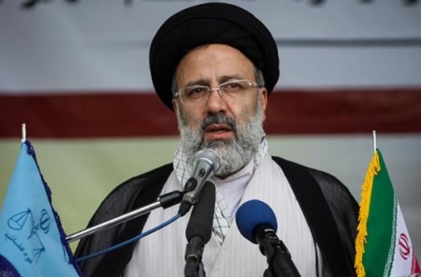 BMT-də İran prezidenti çıxış edən zaman zaldan çıxdılar
