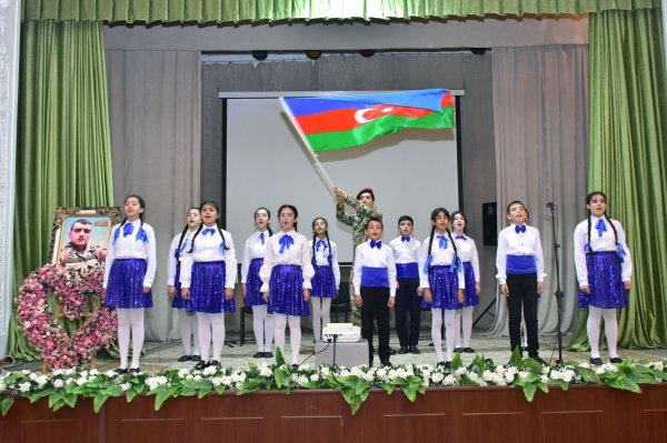 Sumqayıtda Vətən müharibəsi şəhidinə həsr olunan tematik gecə keçirilib - FOTOLAR