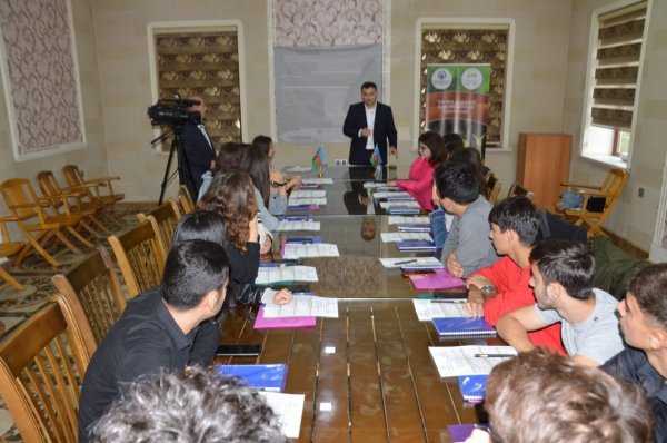 “SƏHRALAŞMAYAQ” gənc eko-səfirlərin hazırlanması” layihəsinə start verildi - FOTOLAR