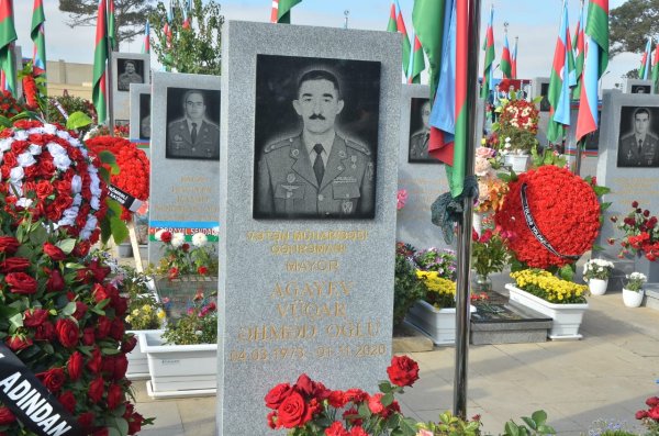 Vətən müharibəsinin şəhidi anıldı - FOTO