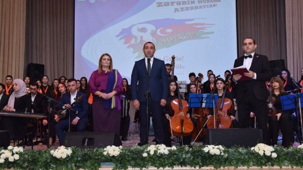 Sumqayıtda “Zəfər Günü” münasibətilə konsert proqramı keçirildi - FOTOLAR