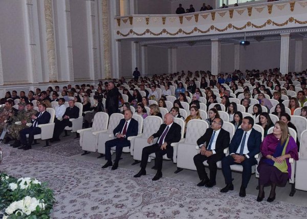 Sumqayıtda "Səsin gəlsin, Xarı Bülbül" adlı konsert proqramı keçirildi -FOTO