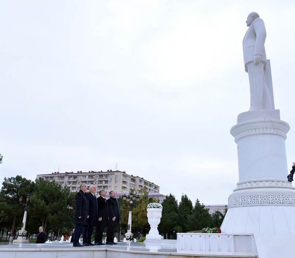 Ümummilli lider Heydər Əliyev Sumqayıtda anıldı