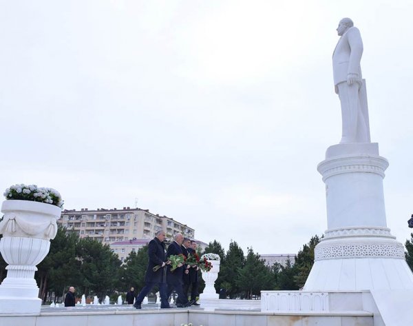 Ümummilli lider Heydər Əliyev Sumqayıtda anıldı