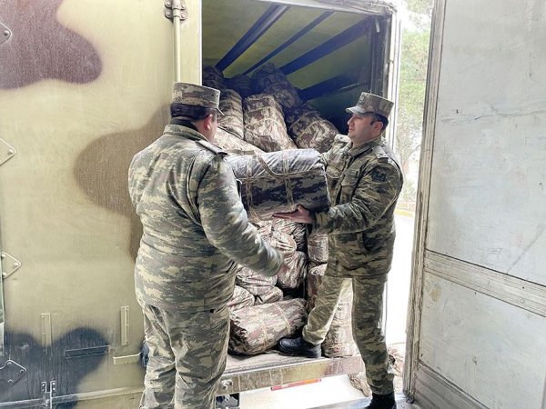 Azərbaycan Müdafiə Nazirliyi Türkiyəyə növbəti yardım göndərib - FOTO