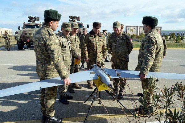 NATO nümayəndə heyəti hərbi hissədə olub - FOTO