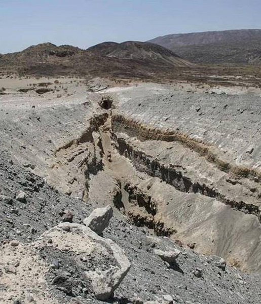 Afrika qitəsi iki yerə bölündü, yeni okean yaranır - FOTO