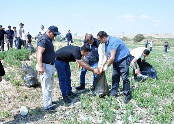 Sumqayıtda növbəti təmizlik aksiyası keçirilib